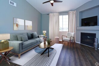 Building Photo - Milan Apartment Townhomes
