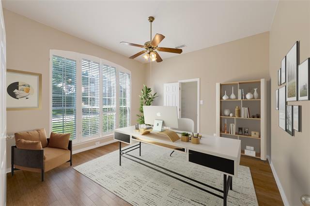 Foto del edificio - 3704 Roxbury Ln