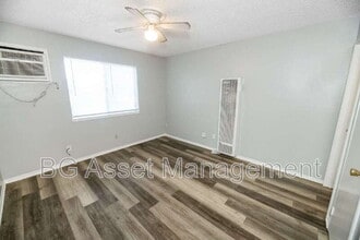 Building Photo - 1928 Ethan Way