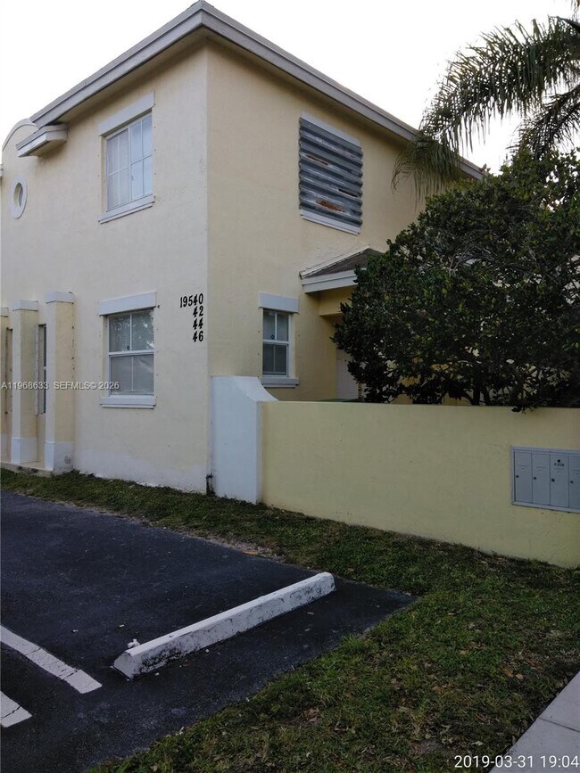Foto del edificio - 19540 SW 103rd Ct
