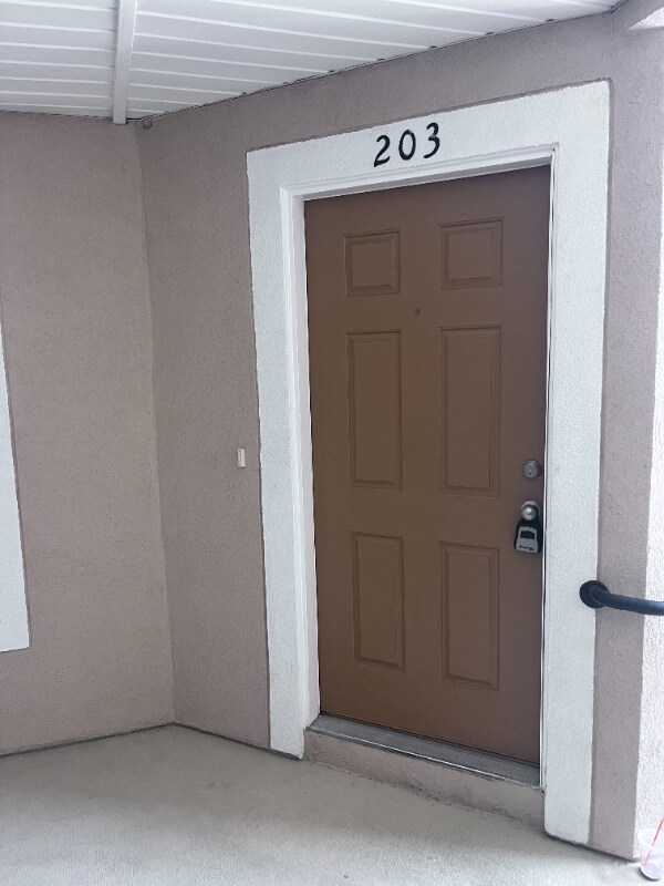 Building Photo - 1418 Manotak Point Dr