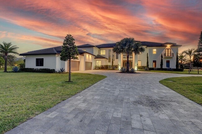 Building Photo - 10540 El Paraiso Pl