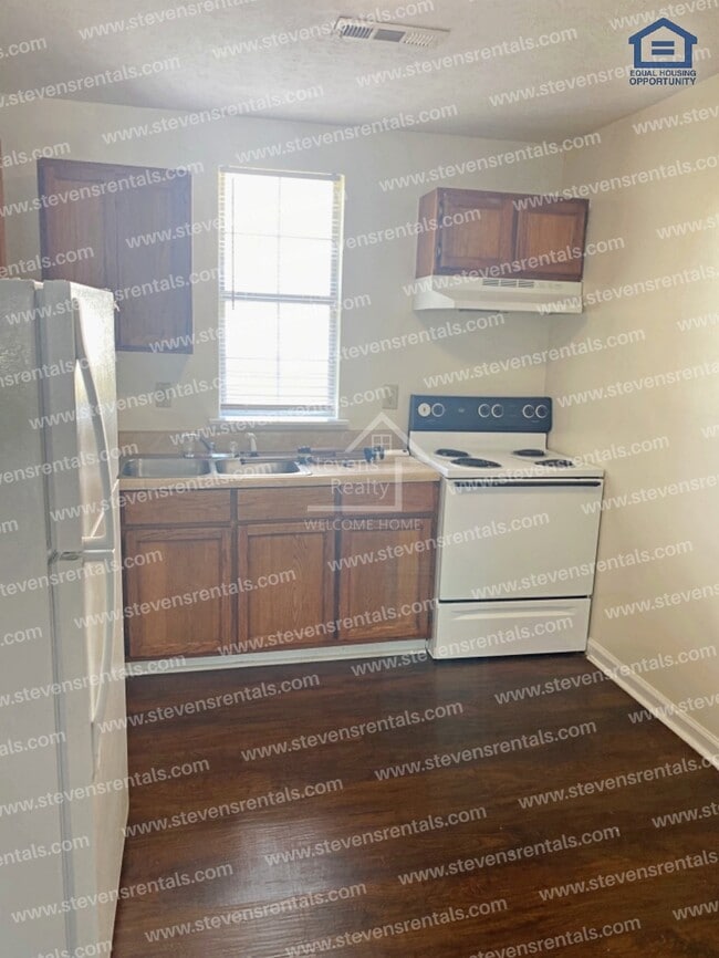 Building Photo - 155 Dogwood Pointe Dr