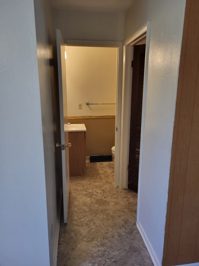 Building Photo - 10594 W 106th Way