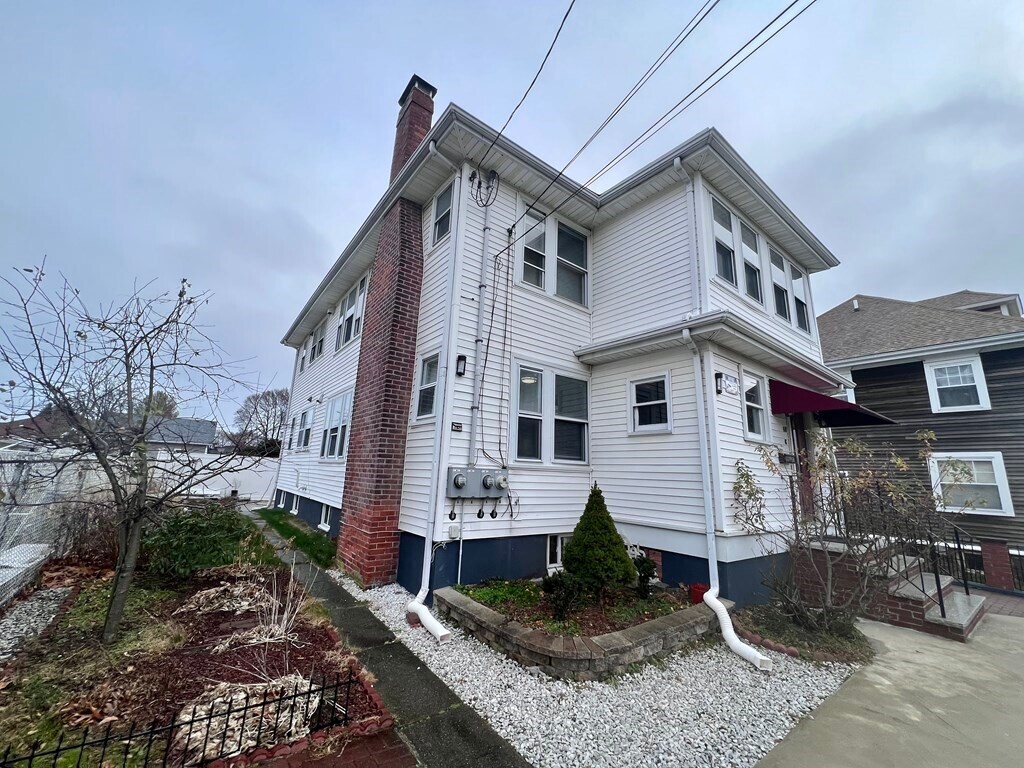 48 Faxon Rd Unit 1, Quincy, MA 02171 Room for Rent in Quincy, MA