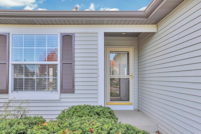 Foto del edificio - 24315 Whispering Trails Dr