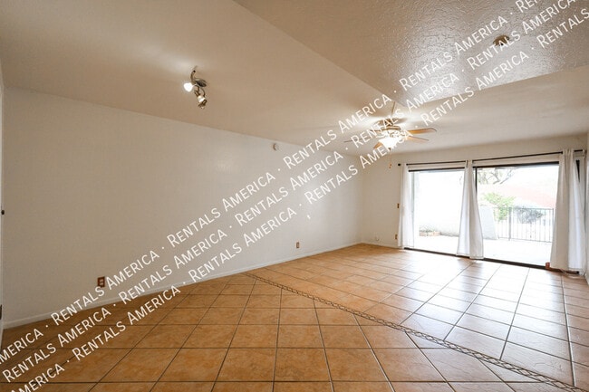 Building Photo - 3636 N 70th St