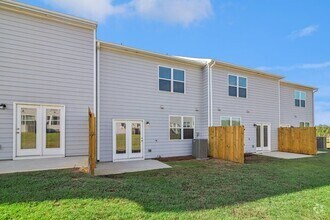 Building Photo - 509 Campeche Dr