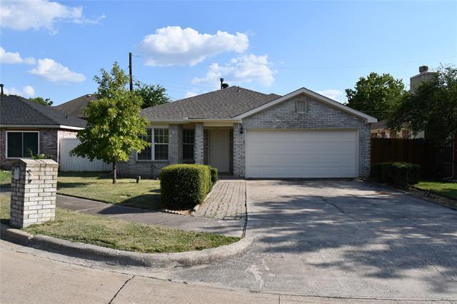 Primary Photo - 104 Tarango Ln