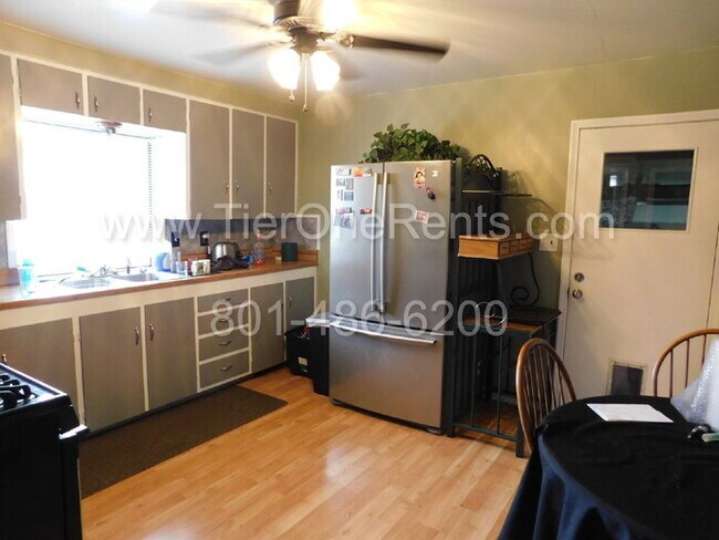 Foto del edificio - NO DEPOSIT option available for qualified ...