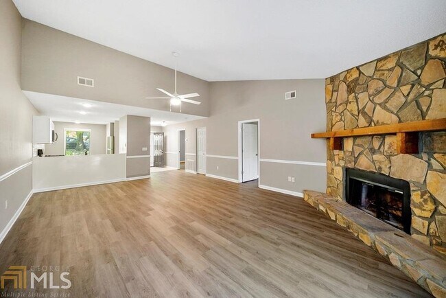 Foto del edificio - 282 Heathersett Dr SW