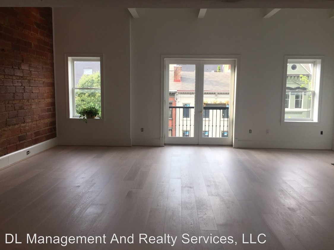 Building Photo - 1220 S St NW