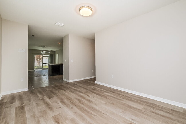 Building Photo - 10213 Mangrove Well Rd