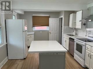 Building Photo - 28 Base Line Rd E