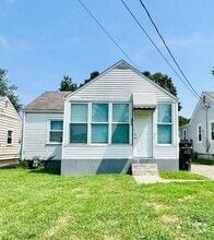 Building Photo - 4409 Sunset Ave