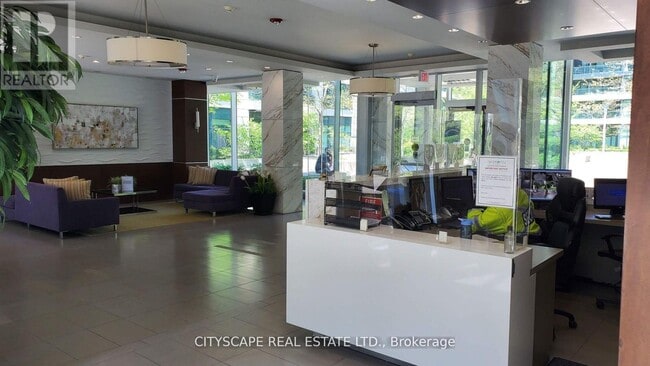 Photo du bâtiment - 525 Wilson Ave