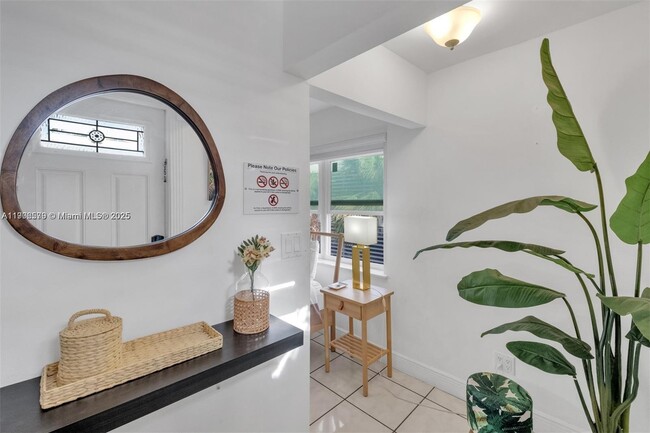 Foto del edificio - 1033 NW 6th St