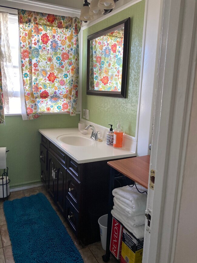 Foto del edificio - 1044 23rd St