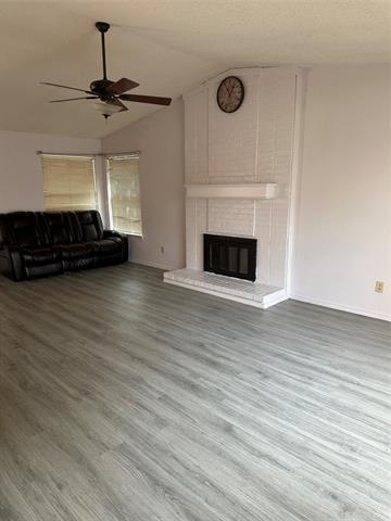 Building Photo - 705 Thrush Ct