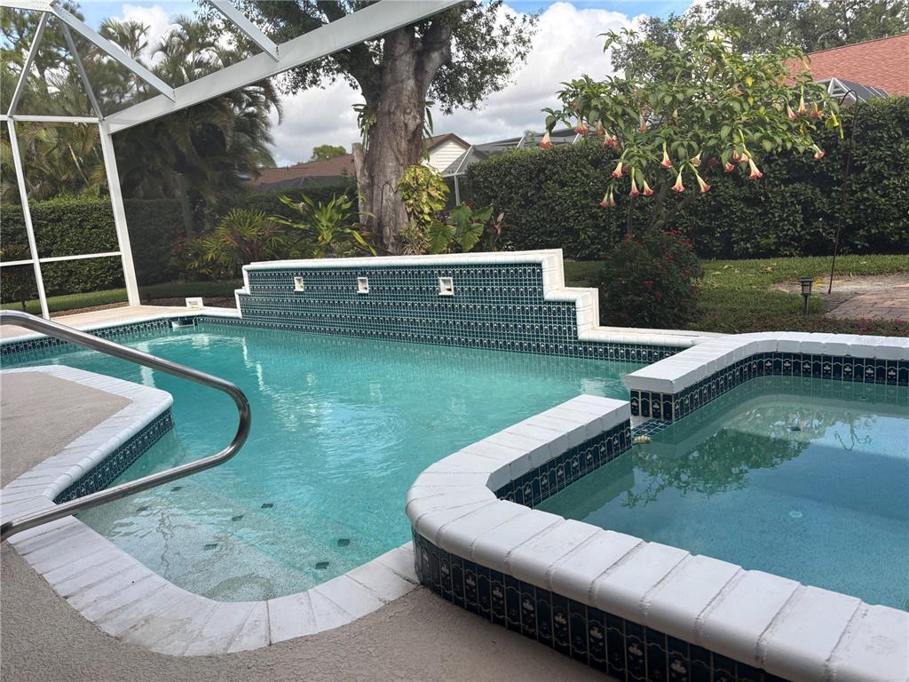 Foto del edificio - 4959 Southern Wood Dr