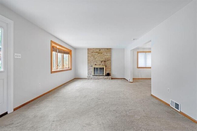 Foto del edificio - 828 Rockwood Ave