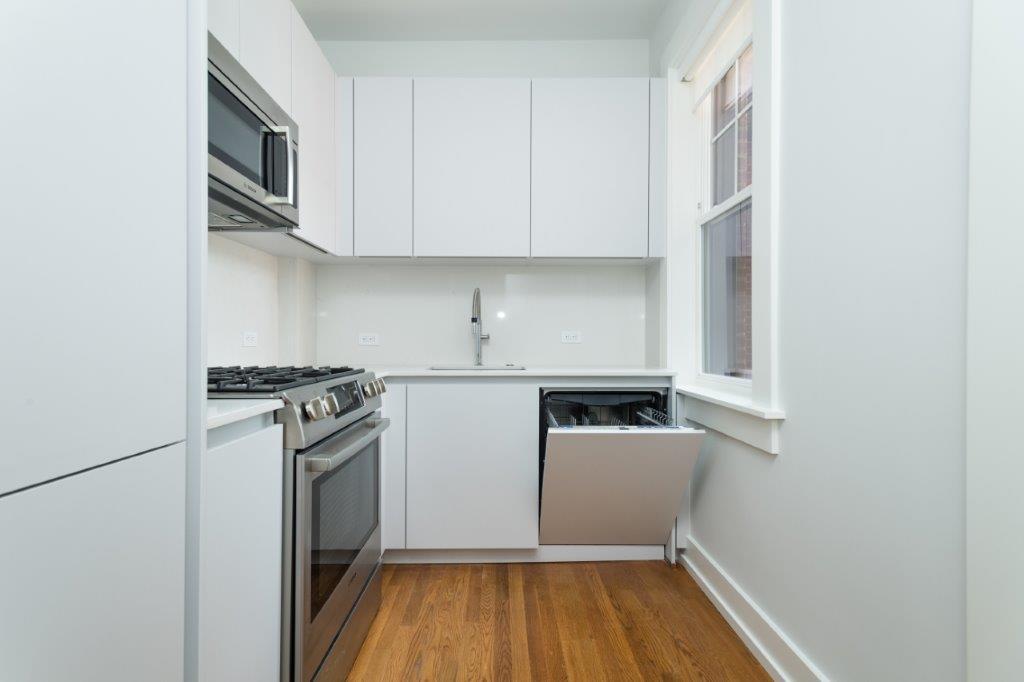 Primary Photo - 16 Forest St
