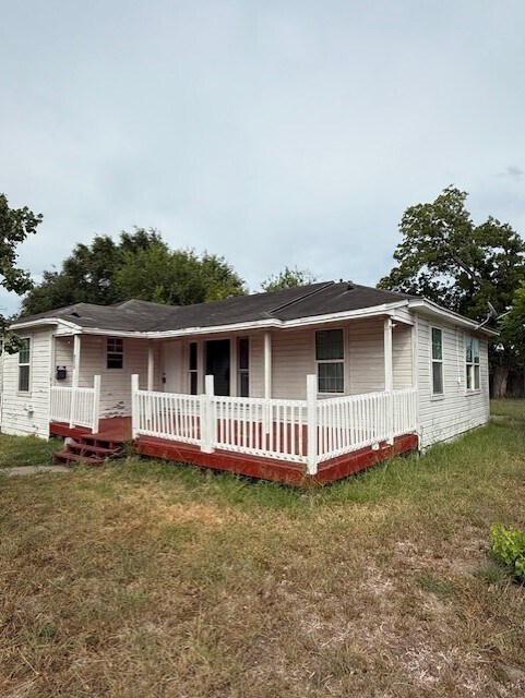 Foto del edificio - 4226 Christie St