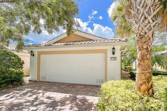 Building Photo - 11830 Delfina Ln