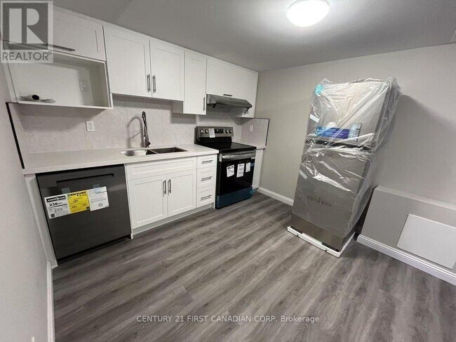 Photo du bâtiment - 711 Algoma Ave