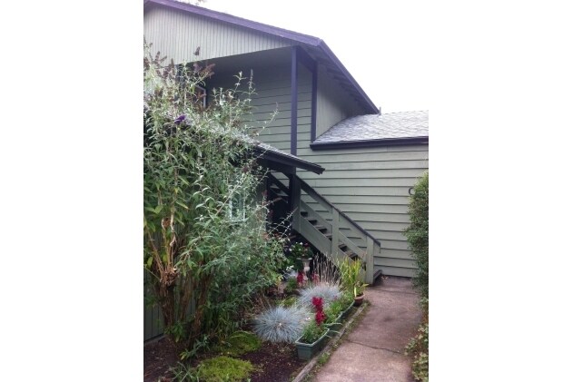 Building Photo - 12285 SW Longhorn Ln