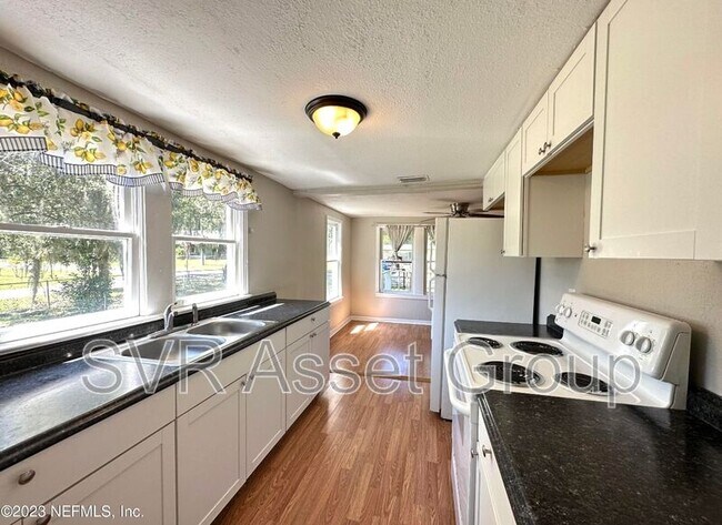 Building Photo - 9703 Campus Ave