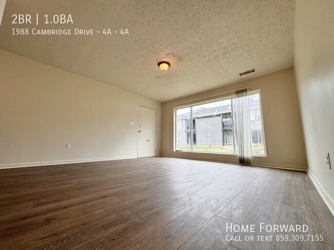 Building Photo - 1988 Cambridge Dr