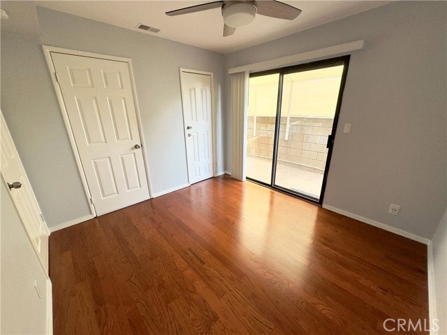 Building Photo - 375 S Sierra Madre Blvd