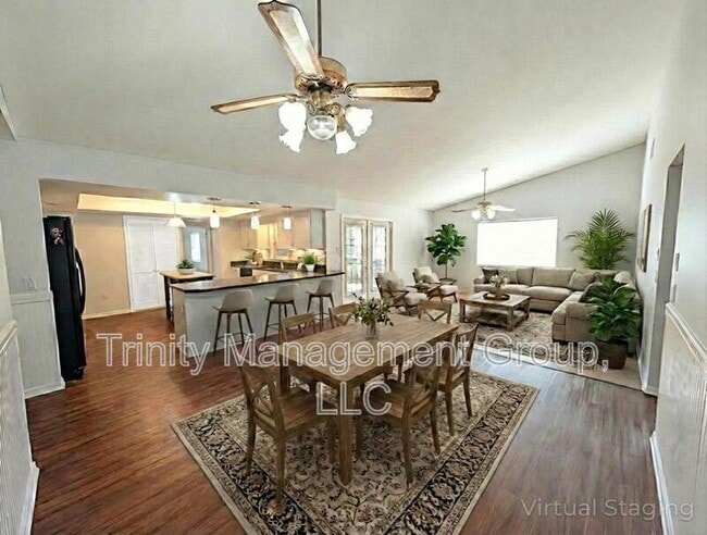 Building Photo - 40226 Trotter Ln