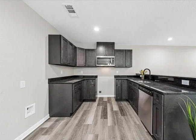 Foto del edificio - 1605 Baylor Ave