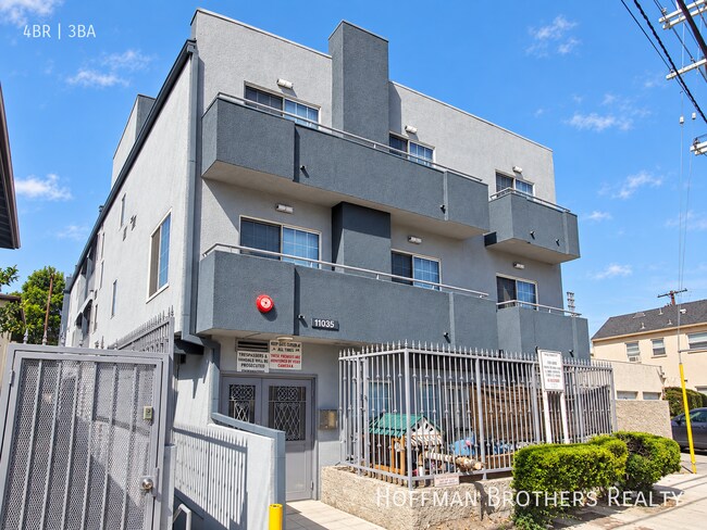 Foto del edificio - 11035 Moorpark St