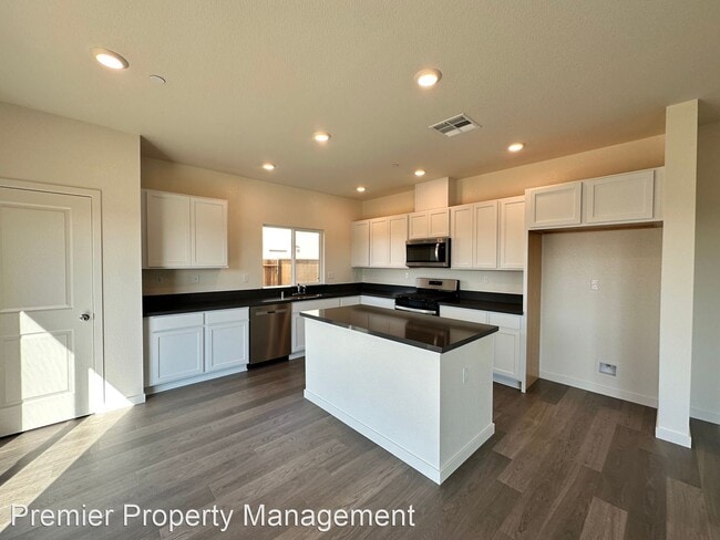 Building Photo - 4 br, 2.5 bath House - 5040 Star Dance Cir
