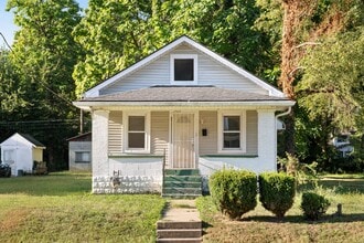 Building Photo - 3424 Hale Ave