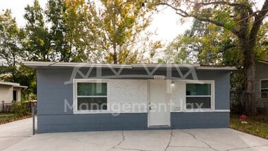 Building Photo - 1842 W 26th St