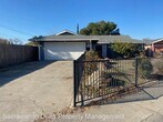 Foto principal - 4 br, 2 bath House - 4009 Bruce Way