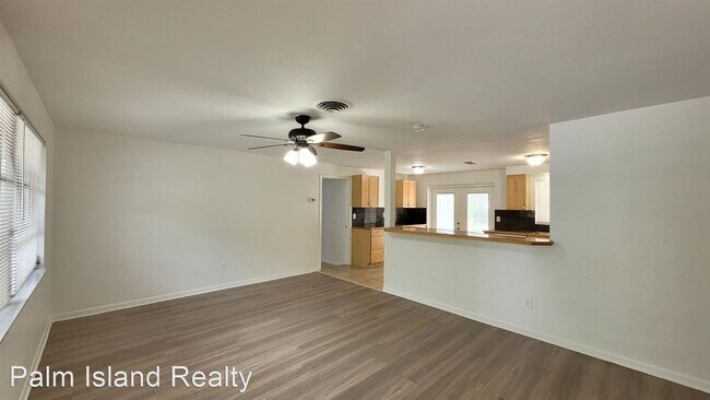 Building Photo - 3 br, 2 bath House - 1949 Kings Hwy