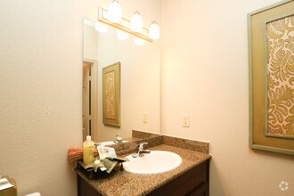 Unit B1 - Crest Round Rock