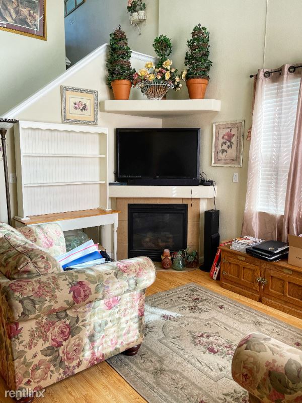 3332 Apple Blossom Way, Evans, CO 80634 Townhome Rentals in Evans CO