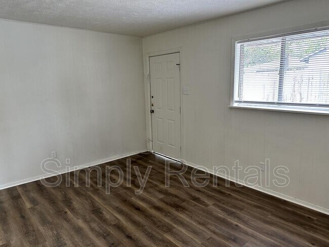 Foto del edificio - 2002 Washington St