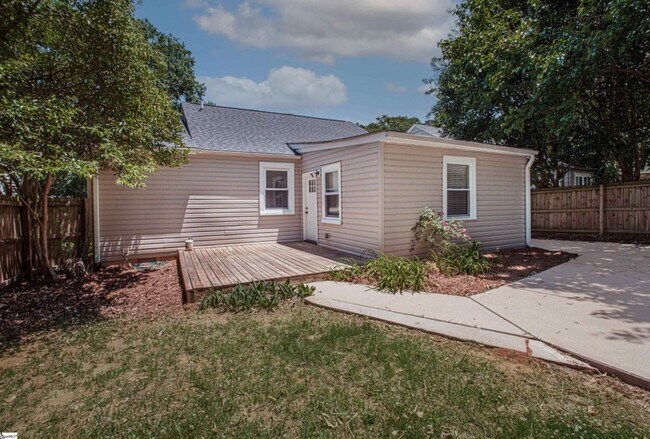 backyard - 16 Anchorage Dr