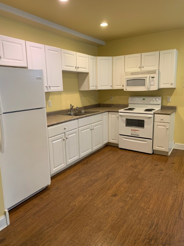 Foto del edificio - 63 Spencer Ave