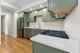 Building Photo - 42 Almont St