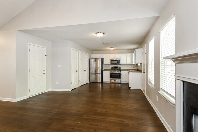 Building Photo - 3209 Lower Creek Dr