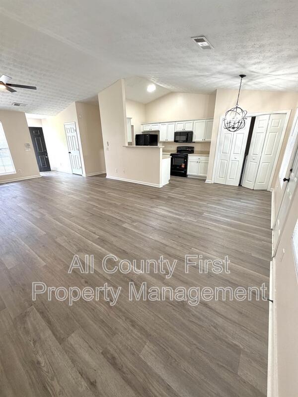 Foto del edificio - 3335 Crestview Ct