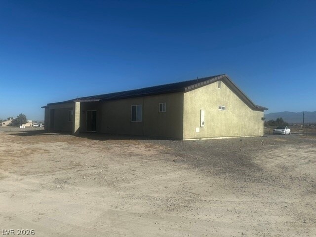 Building Photo - 2101 E Dandelion St